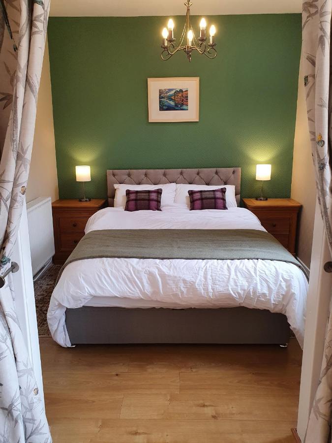 Cosy Peaceful One-Bedroom Cottage In ピトロクリー エクステリア 写真