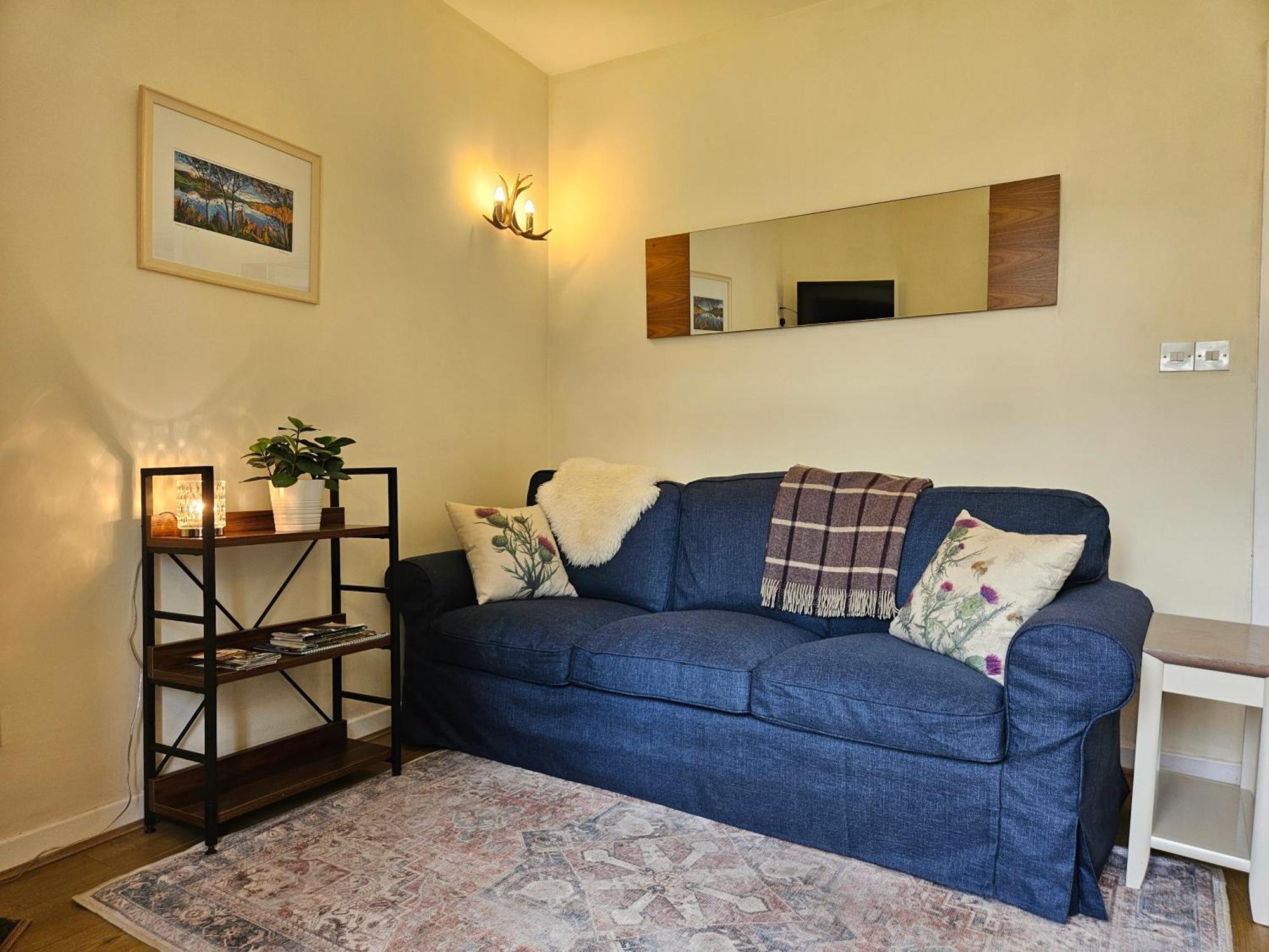 Cosy Peaceful One-Bedroom Cottage In ピトロクリー エクステリア 写真