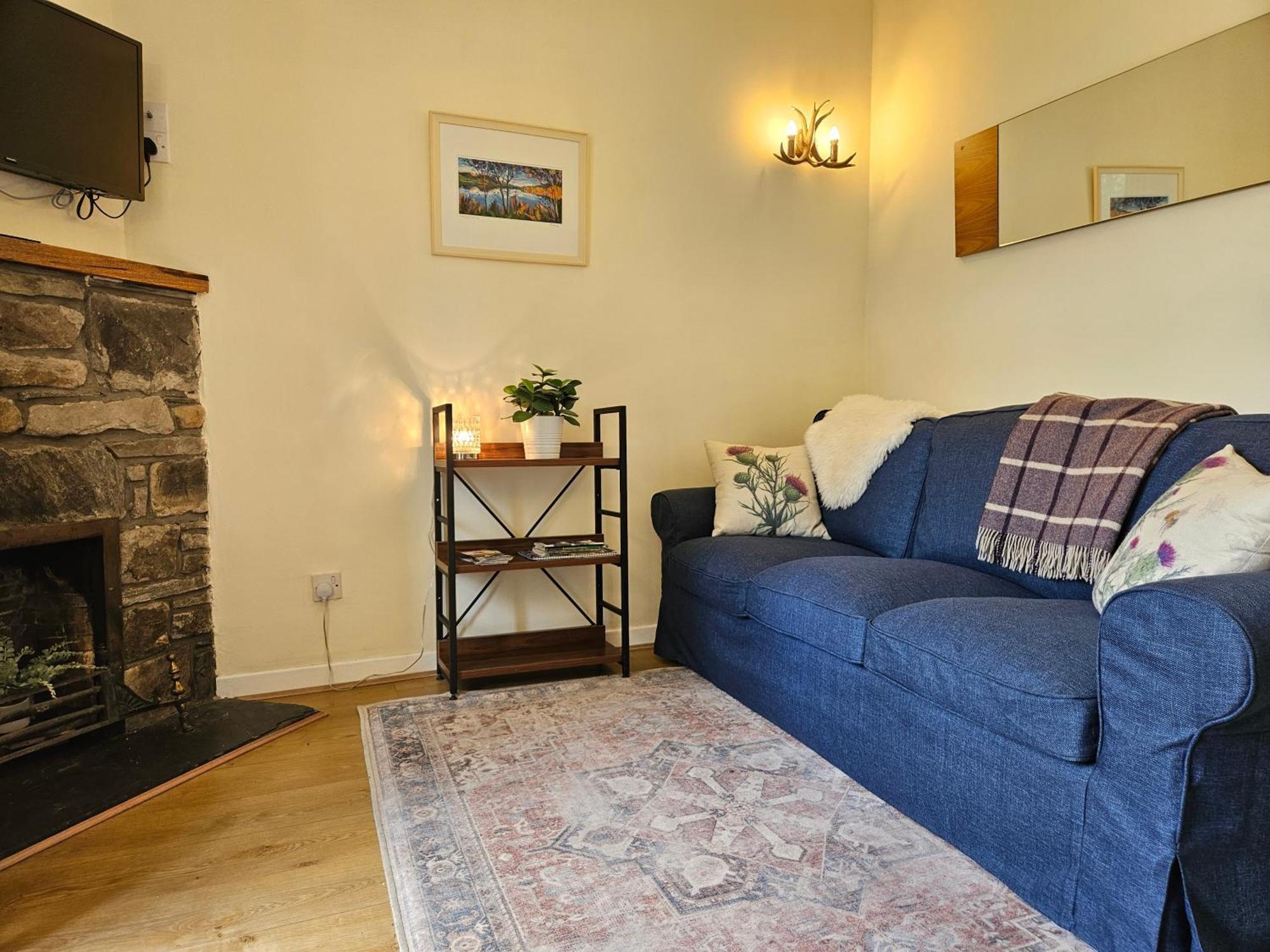Cosy Peaceful One-Bedroom Cottage In ピトロクリー エクステリア 写真